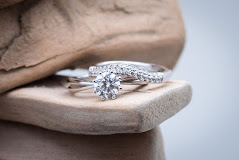 rosss rings and thinga